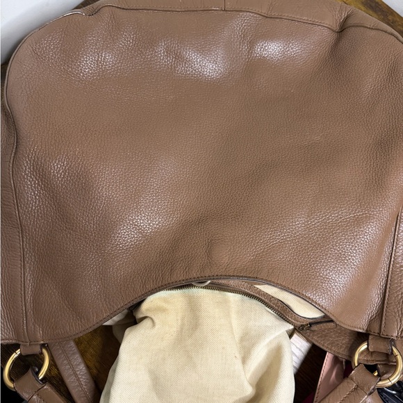 GUCCI Brown Leather Hobo Bag - Picture 14 of 16